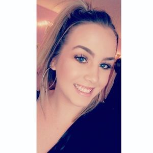 Meet your Posher, Mackenzie